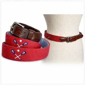 Vineyard Vines red canvas lacrosse belt with leather trim and embroidered M/L